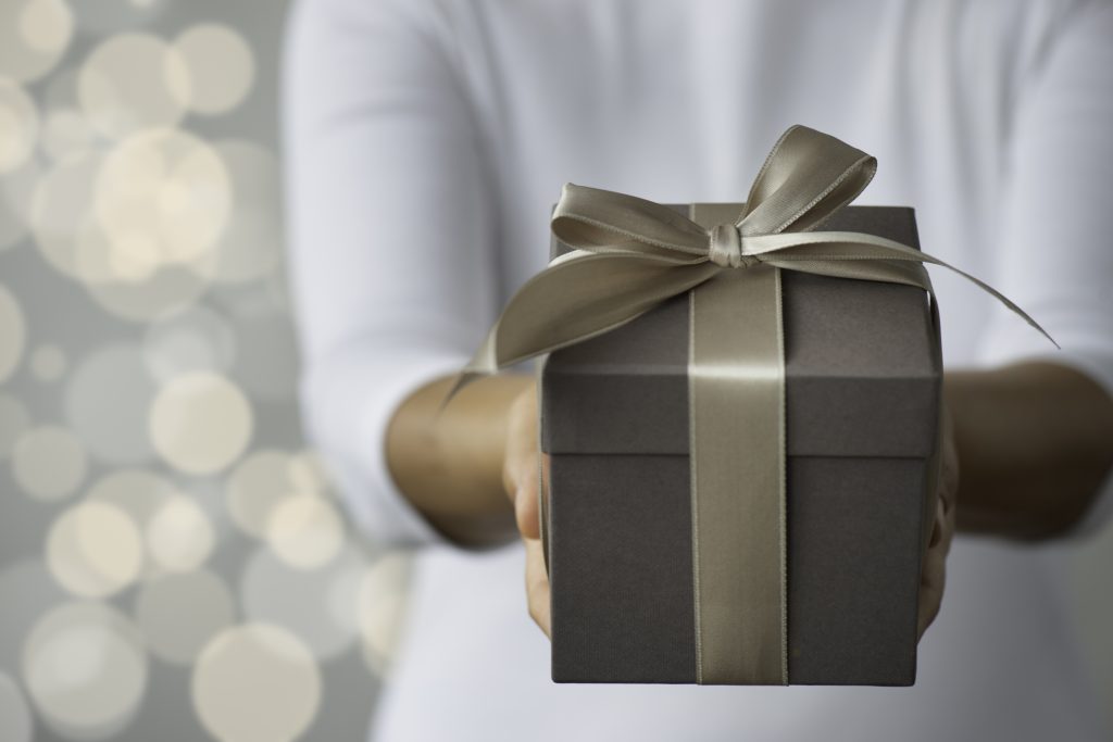 The Ultimate Holiday Gift: Guidance for a Smooth Transition to Retirement Maestro Wealth Advisors
